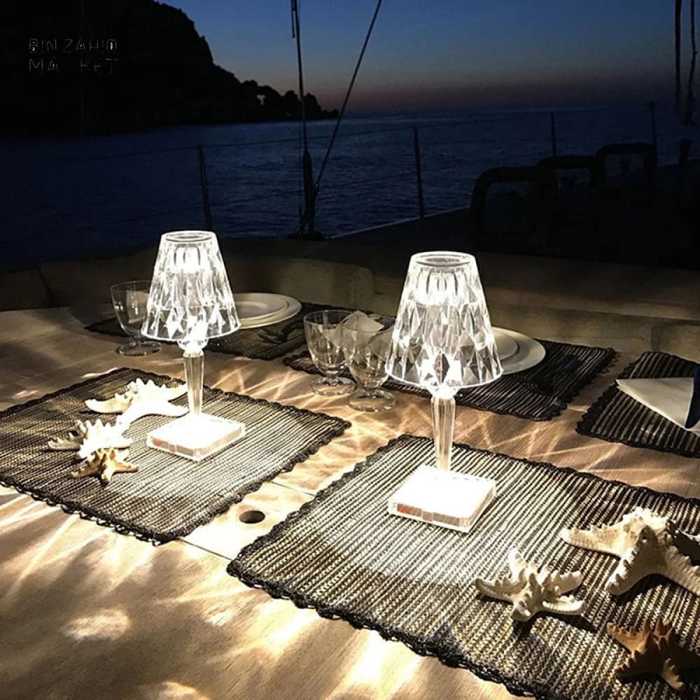 ACRYLIC DIAMOND TABLE LAMP - Image 4
