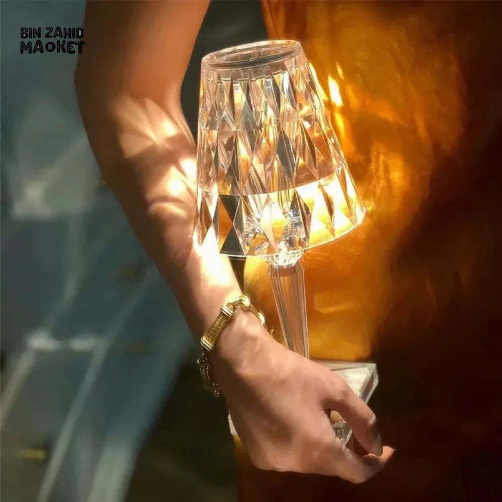 ACRYLIC DIAMOND TABLE LAMP - Image 7