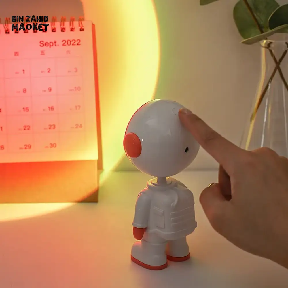 ASTRONAUT STARRY SUNSET LAMP - Image 3