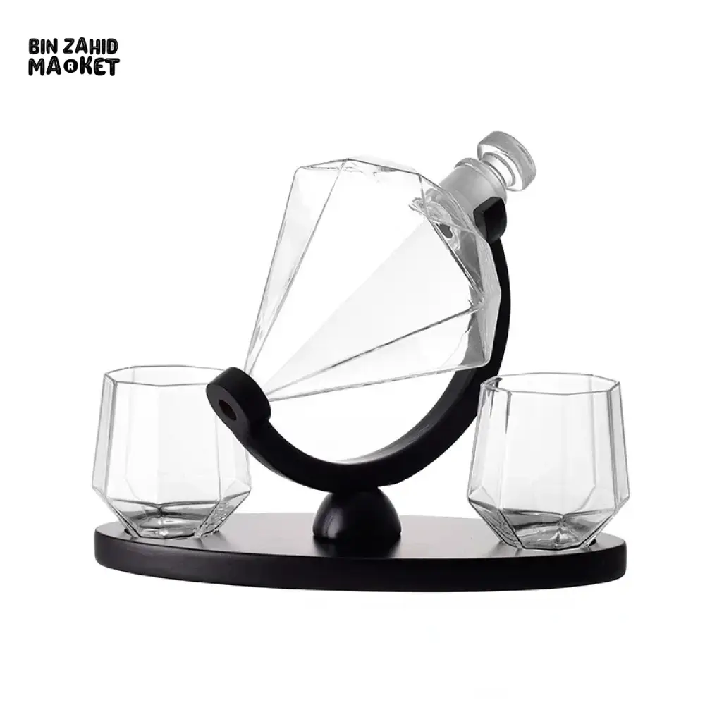 DIAMOND-SHAPED GLASS DECANTER – HIGH BOROSILICATE TRANSPARENT BOTTLE - Image 3