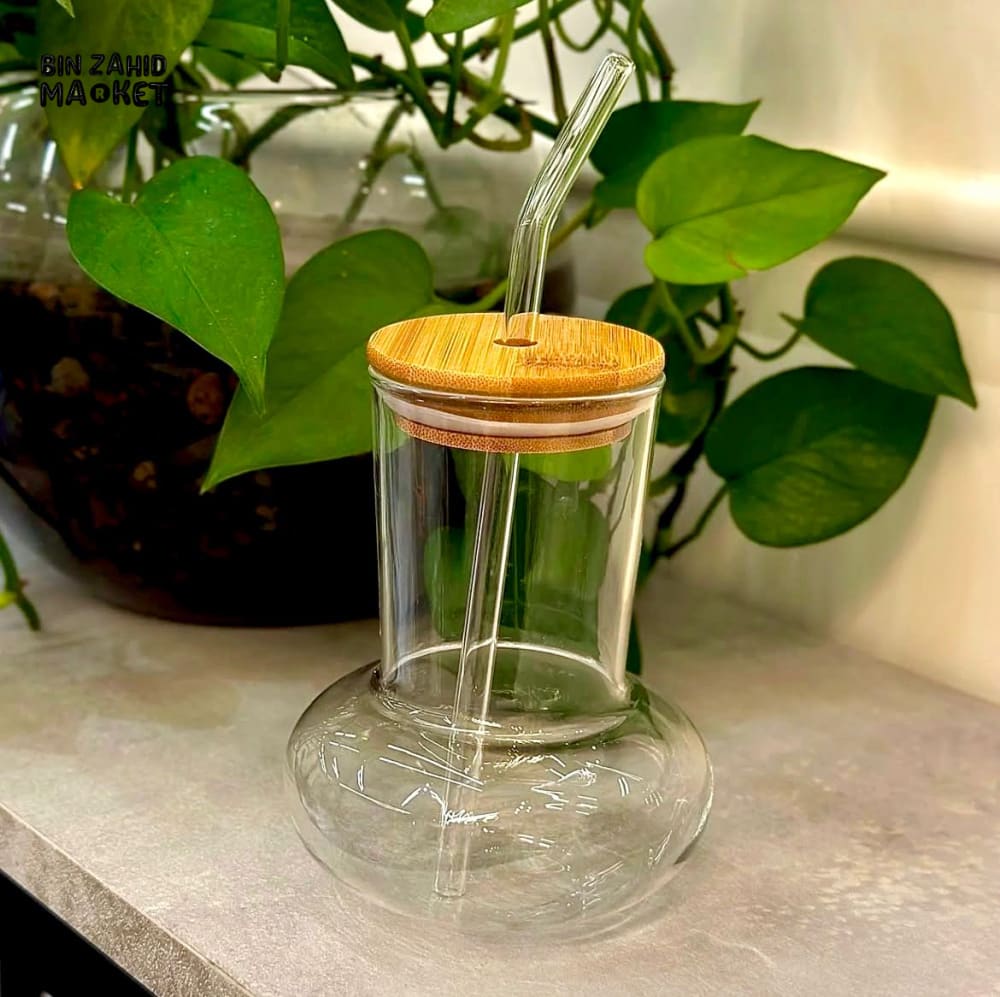 GLASSIUM GLASS JUICE CUP WITH BAMBOO LID & STRAW - BUBBLE BASE - Image 2