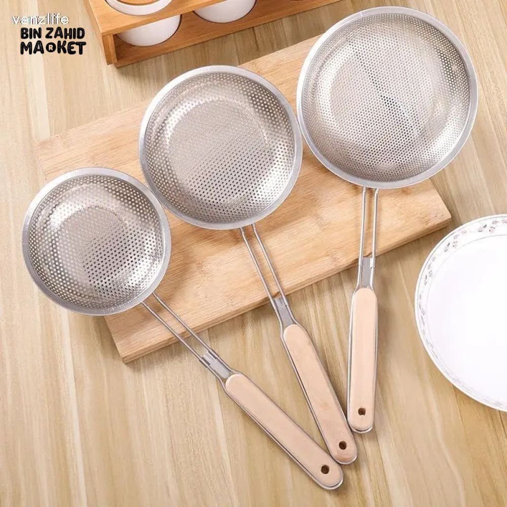PACK OF 3 STRAINER WITH WOODEN HANDLE - Image 2