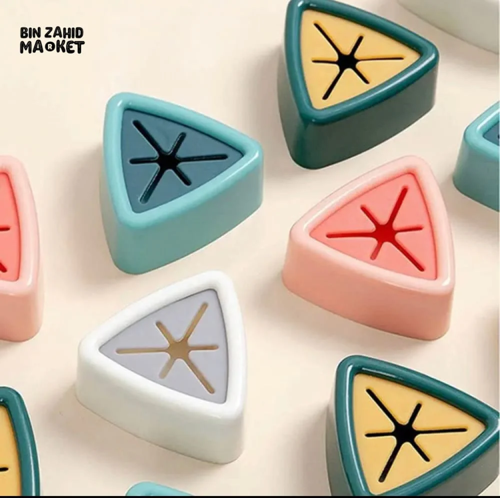 SELF ADHESIVE TRIANGLES HOOKS - Image 3